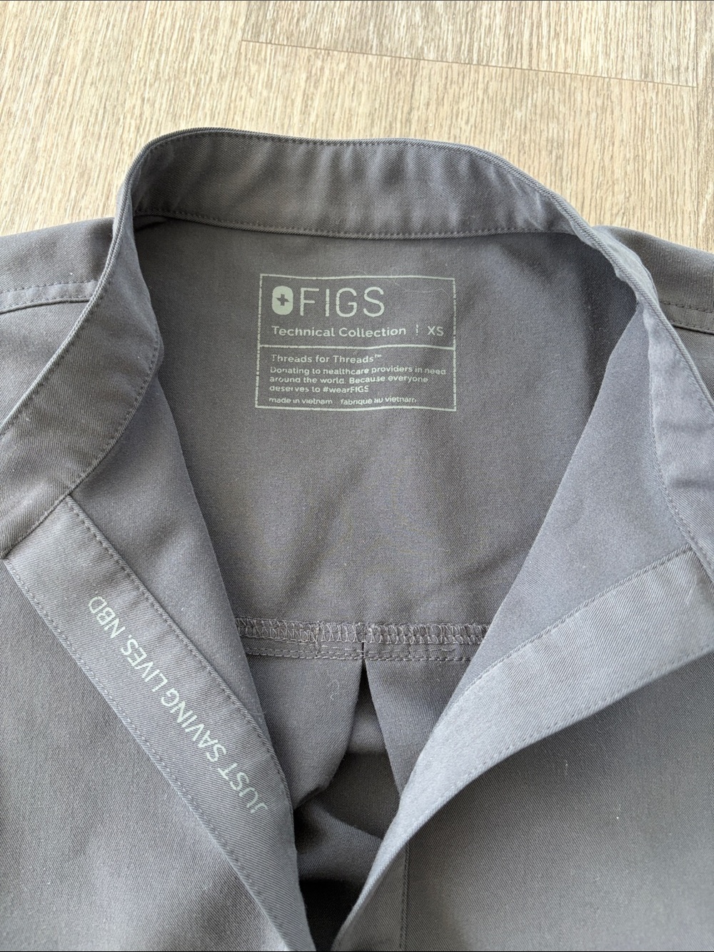 Figs Rafaela Oversized Scrub Top - Picture 5 of 6